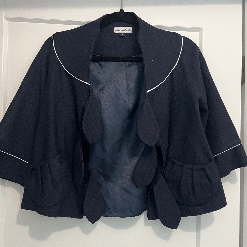 Mia Melon short navy coat